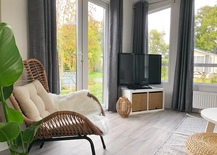 557 Op Recreatiepark De Wielen 펜션 *