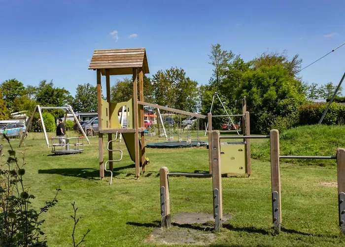 557 Op Recreatiepark De Wielen 펜션 *