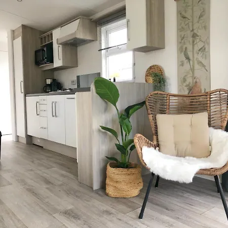 557 Op Recreatiepark De Wielen 荷属圣马丁