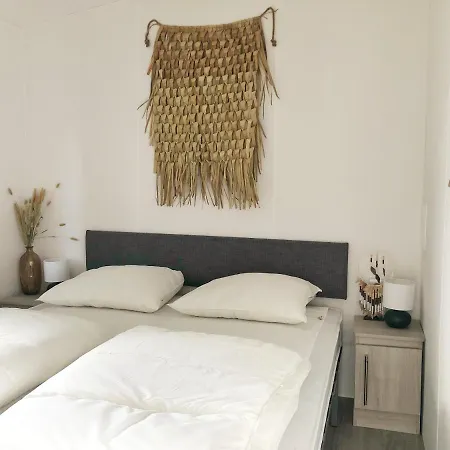 557 Op Recreatiepark De Wielen 荷属圣马丁