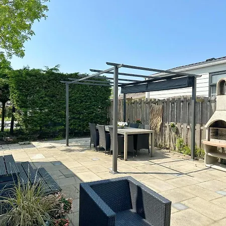 557 Op Recreatiepark De Wielen